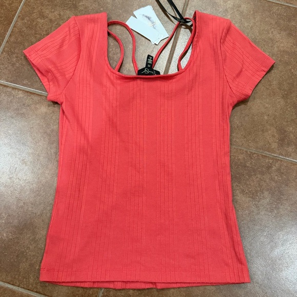 Jessica Simpson Red Ribbed Top - Picture 4 of 4